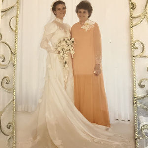 Meet your Posher, Priscilla